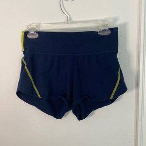 Fila Women Shorts, Size XS
